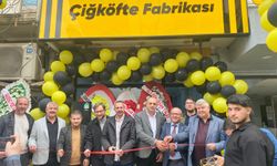 Kaymakam Özderin Yeni İşletmenin Açılışına Katıldı