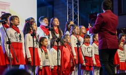 Vali Turan, Cumhuriyet Coşkusuna Ortak Oldu