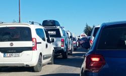 Türk Yıldızları Gösterisine Trafik Gölgesi: Kural Tanımaz Sürücüler Çileye Neden Oldu