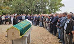 Enez'de av tüfeğiyle öldürülen şahıs köy mezarlığına defnedildi