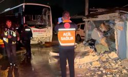 Edirne'de minibüs eve girdi