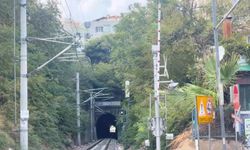 Evlerin altından geçen 114 yıllık tren tüneli mahalleyle bütünleşti