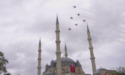 Türk Yıldızları Edirne'de nefes kesti