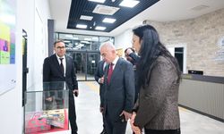 Vali Turan, Lüleburgaz Sokullu Mehmet Paşa Kütüphanesi’ni Ziyaret Etti