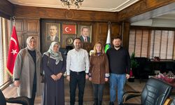 Başkan Erdem, Okulu Aile Birliği ile Görüştü