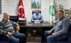 CHP’li Vecdi Yüce ve Ercan Gönen’den Kırklarelispor’a Ziyaret