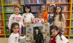 Kütüphanede Çocuklar Atatürk ve Cumhuriyet’i Konuştu