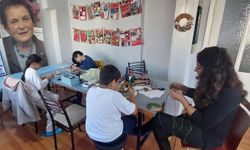 ÇYDD Kırklareli’den Geri Dönüşüm Kapı Çelengi Atölyesi