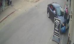 Otomobil markete daldı: 4 yaralı