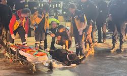 Kaçan sürücü polis aracına çarptı: 2 yaralı