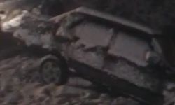 Malatya'da yoğun kar yağışı etkili oldu, çok sayıda araç yolda kaldı