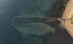 Erdek Körfezi'nde deniz çekildi, antik liman gün yüzüne çıktı