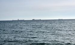 Tekirdağ'da lodos fırtınası balıkçıları limana döndürdü