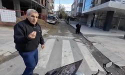 Motosikletten inip yol vermekte direndi: Ben geçmem