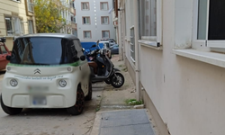 Kaldırımı İşgal Eden Motosikletler Tepki Çekiyor