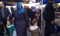 Kırklareli’nde Güneşli Hava Cumartesi Pazarını Doldurdu