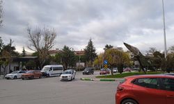 Özgürlük ve Demokrasi Meydanı’nda Trafik ve Park Yoğunluğu Artıyor