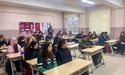 Özderin, Pınarhisar Anadolu Lisesi’nde Bayrak Törenine Katıldı