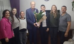 Derece Yapan Öğrenci Evinde Ziyaret Edildi