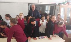 Akdemir’den Kıyıköy’deki Okullara Ziyaret