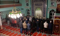 Sadıkağa Camii’nde Sabah Namazı Buluşması