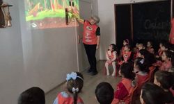 Lüleburgaz’da Minik Eller Meşeleri Toprakla Buluşturdu