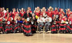 Engelli bireyler, darbuka ritim grubunun konseriyle eğlendi