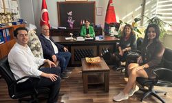 Emekli olan 38 yıllık öğretmene duygusal veda