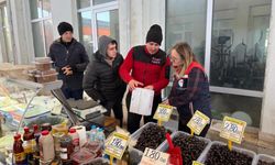 Edirne'de pazar yerinde gıdalar ve fiyatlar kontrol edildi