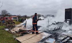 Keşan'da çıkan yangınlarda 2 ev kullanılamaz hale geldi