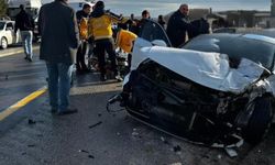 Kırklareli'de sınır kapısı yolunda iki otomobil çarpıştı: 5 yaralı