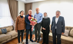 Vali Turan’dan Emekli Öğretmen Taner Bulut’a Ziyaret