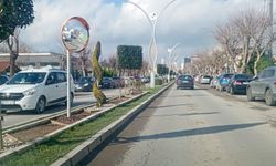 Öğleden Sonra Açan Hava Millet Bahçesi Çevresine Hareket Getirdi