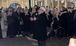 Lüleburgaz’dan İki Ayrı Umre Kafilesi Dualarla Uğurlandı