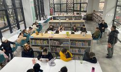 Lüleburgaz’da Öğrencilerden Kütüphaneye Ziyaret