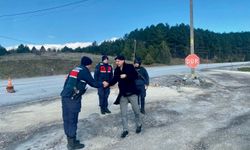 Kaymakam Özderin’den Yol Kontrol Noktasına Ziyaret