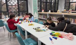 Lüleburgaz’da Kütüphanede Satranç ve Zekâ Oyunları Etkinliği
