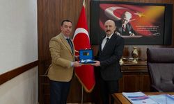 Başkan Bektaş’tan Müdür Altınöz’e Ziyaret