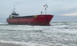Tekirdağ’da karaya oturan gemi 3 gündür bekleyişini sürdürüyor