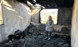 Depremde eşini ve evladını kaybeden kadın, ikinci kez felaketi yaşadığı yangında tüm birikimini ve yuvasını kaybetti
