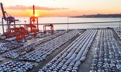 İthal otomobiller Haydarpaşa Limanı’nı doldurdu
