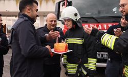 Otizme değil hayallere odaklandı: 16 yaşında itfaiyeci üniformasıyla doğum günü sürprizi