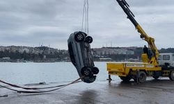 Şile Limanı’nda otomobil denize uçtu: Sürücü yaralı kurtarıldı