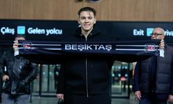 Beşiktaş'ın yeni transferi Kristjan Asllani, İstanbul'a geldi