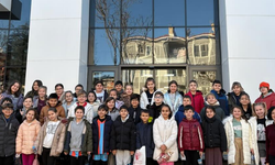 Bahçelievler İlkokulu Öğrencilerinden Kütüphaneye Ziyaret