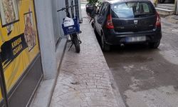 Kaldırıma Park Sorunu Tepki Çekiyor