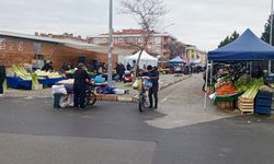 Cumartesi Pazarı’nda Sebze ve Meyve Fiyatları Yükseldi