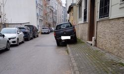 Kaldırım İşgali Yaya Güvenliğini Tehdit Ediyor