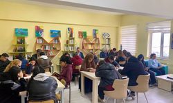 Kaymakam Özderin Öğrencilerle Okuma Saatine Katıldı