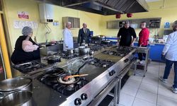 Müdür Altınöz Aşçılık Ustalık Belgesi Sınavını İnceledi